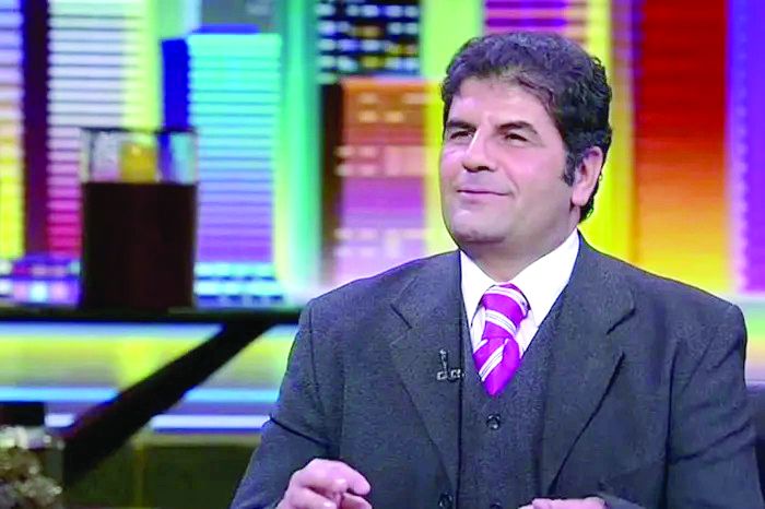 الدكتور مجدى حمزة، المحاضر التربوى بجامعة السويس