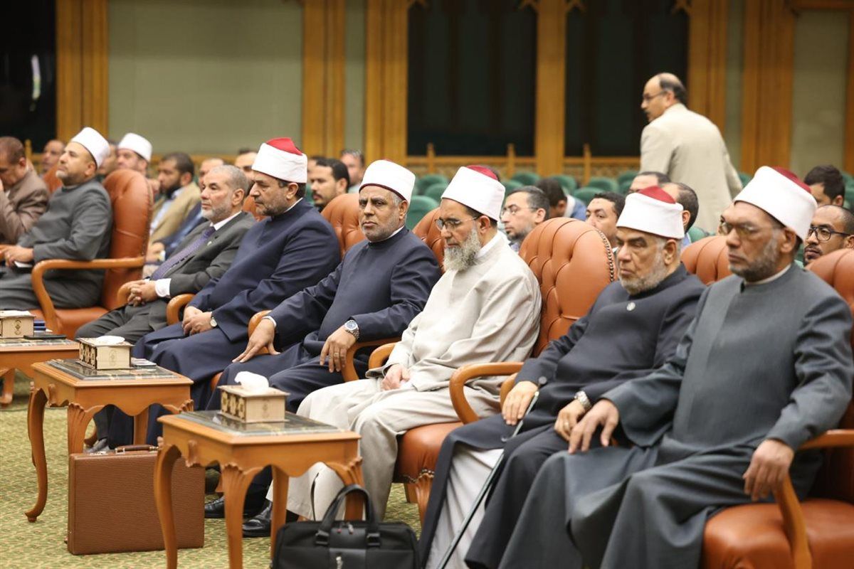 عضو هيئة كبار العلماء: الأزهر يحمل رسالة بناء العقيدة والعبادة والضمير