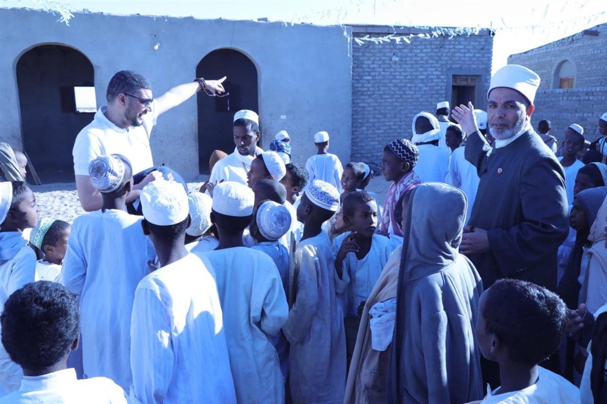 قافلة البحوث الإسلامية تبدأ نشاطها بزيارات ميدانية لحلايب وشلاتين وأبو رماد