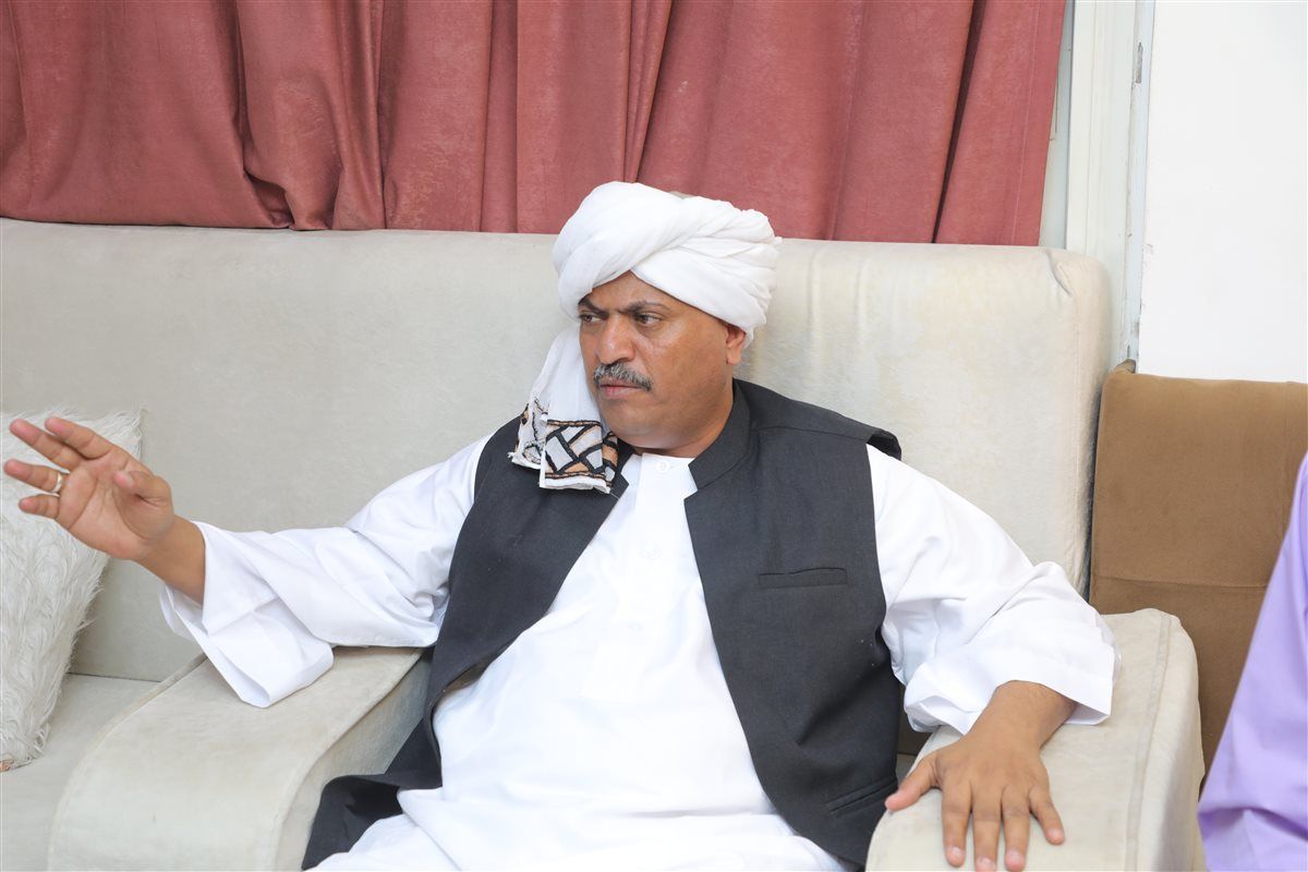 المستشار مصلح نصار، مستشار رئيس الوزراء السوداني مع عمرو خان