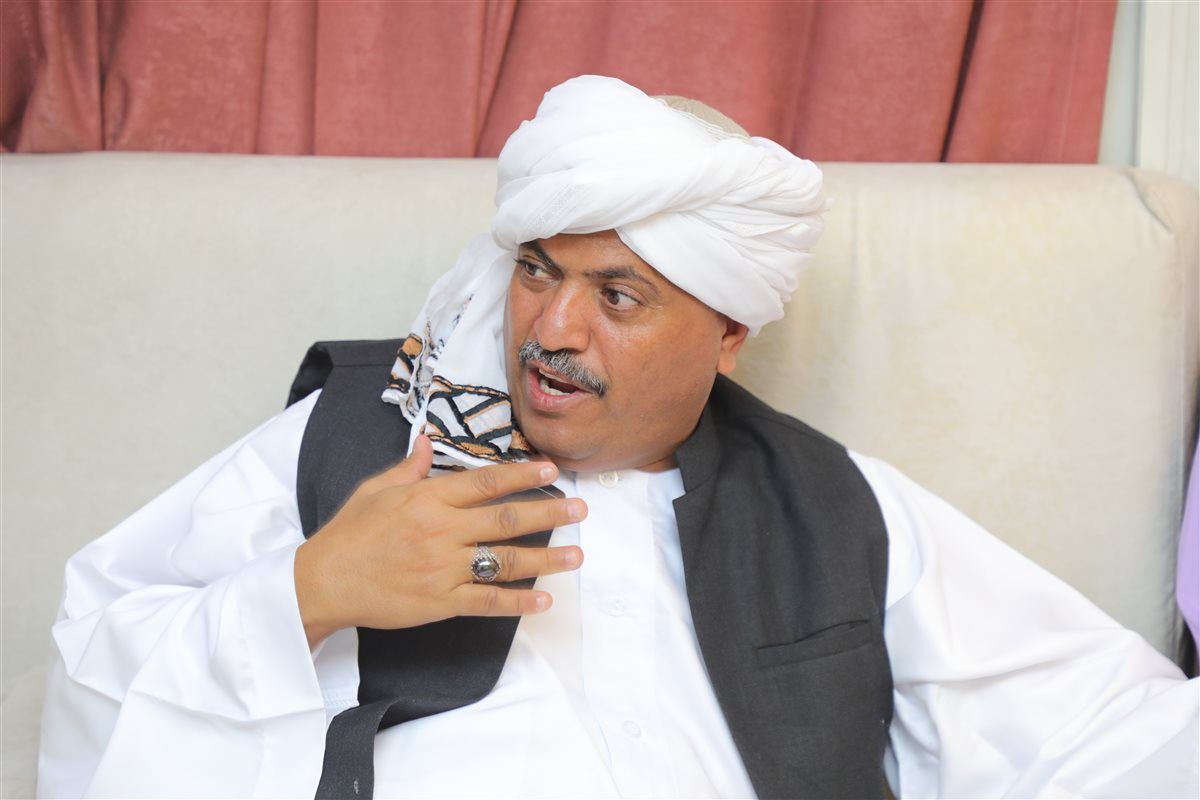 المستشار مصلح نصار، مستشار رئيس الوزراء السوداني مع عمرو خان