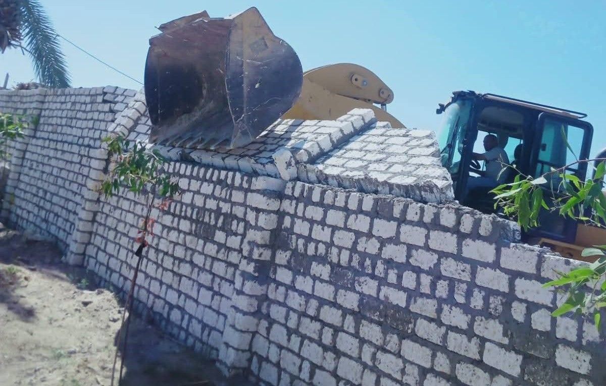 1f54792524.jpg
