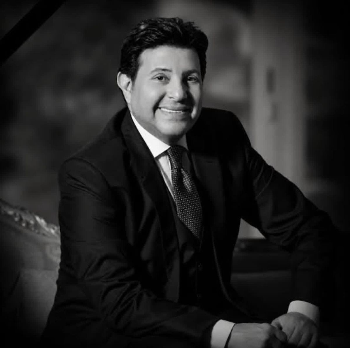 الفنان هاني شاكر 