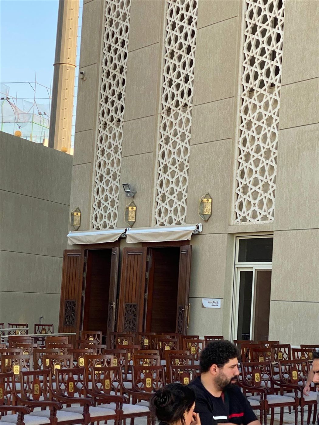 عزاء الفنان هاني شاكر 