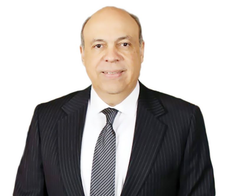 سامح الحفني وزيرالطيران