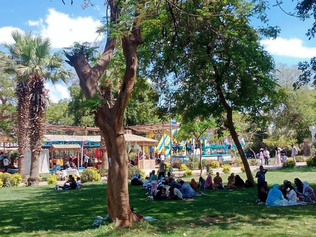 إقبال على زيارة حدائق الرى