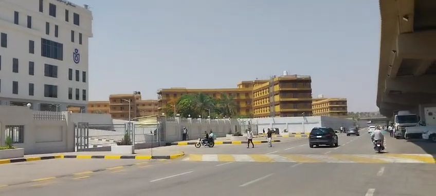 محافظ الجيزة يتفقد أعمال تطوير محيط مستشفى بولاق الدكرور العام