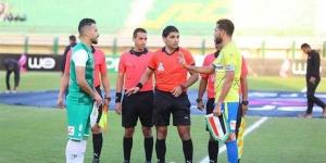 حكام
      مباريات
      غد
      الاثنين
      في
      الجولة
      الرابعة
      عشرة
      من
      الدوري
      المصري