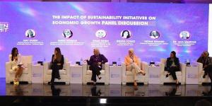 مؤتمر
      القمة
      الدولية
      للمرأة
      يناقش
      تشجيع
      المشاركة
      الفعالة
      للسيدات
      في
      جميع
      القطاعات