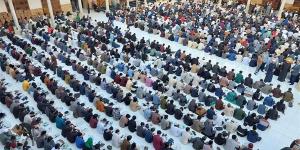 مقارئ
      وملتقيات
      وخواطر
      يومية
      وإفطار
      جماعي،
      حصاد
      الجامع
      الأزهر
      في
      الأسبوع
      الأول
      من
      رمضان