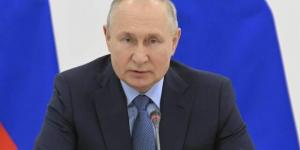 بوتين
      يفوز
      بولاية
      رئاسة
      جديدة
      لـ6
      سنوات