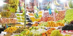 أسعار
      الفاكهة
      اليوم،
      الموز
      يرتفع
      جنيها
      في
      سوق
      العبور