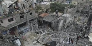 قصف
      إسرائيلي
      يستهدف
      مخيم
      المغازي
      وسط
      قطاع
      غزة