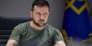سياسي
      أوكراني
      يحمل
      زيلينسكي
      مسؤولية
      فضيحة
      تجنيد
      قاصرين