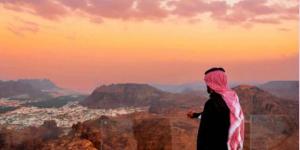 "العُلا"
      تشارك
      في
      سوق
      السفر
      العربي
      وتوقع
      شراكات
      استراتيجية
      بالقطاع