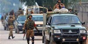 الشرطة الباكستانية: مقتل شخصين في إطلاق نار استهدف فريق تطعيم ضد مرض شلل الأطفال