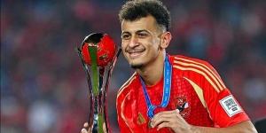 المصري
      يبدأ
      تحركاته
      لشراء
      عمر
      الساعي
      من
      الأهلي