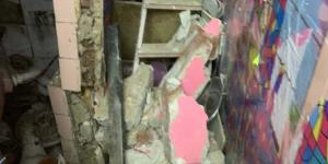 انهيار
      سقف
      عقار
      بالزاوية
      الحمراء
      يفضح
      إهمال
      الحي