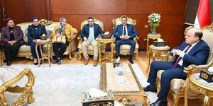 محافظ الغربية يلتقي ممثلي الجمعيات والمؤسسات الأهلية لبحث تعزيز الشراكة