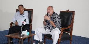 خالد الصاوي يروي حكايته الفنية في ماستر كلاس مع جمهور الأقصر