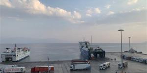 انتظام حركة تداول البضائع والشاحنات بموانئ البحر الأحمر