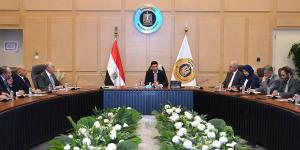 وزير الصناعة يبحث مع اتحاد الصناعات المصرية مضاعفة صادرات الرخام والجرانيت