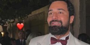 زفاف أحمد حاتم يخطف الأنظار ويتحول إلى حدث فني بين النجوم