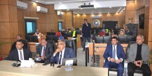 الدقهلية تحت المطر.. المحافظ يتابع الموقف ميدانيًا ويكثف جهود شفط المياه