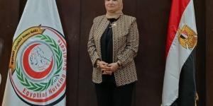 نقيب التمريض تطالب بمساواة القطاع الصحي بالتعليم في الزيادات الاستثنائية