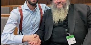 شاهد| صحفي كويتي يحصل على الجنسية الإسرائيلية.. والسبب العرب