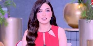 شكلنا إيه قدام العيال؟.. ياسمين عز تعلق على قرارات إجازة المطر المفاجئة