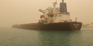 تعويم سفينة “XIN TAIN YUAN” بنجاح واستئناف الملاحة بقناة السويس دون تأثر