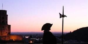 استكشف عوالم المغامرة والجريمة: ماذا تتابع على شاشة الشرق؟