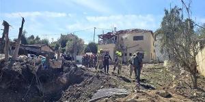 عاجل.. الشرطة الإسرائيلية: سقوط رؤوس عنقودية في 3 مواقع بتل أبيب