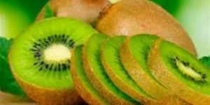 مفاجأة.. تعرف على فوائد الكيوي في صحة الأمعاء والمناعة