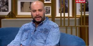 اليوم.. حاتم صلاح يستقبل عزاء والده في مسجد الرحمن الرحيم