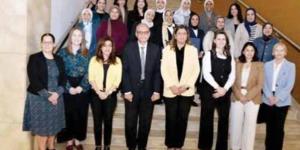 ﻣﺼﺮ وﺑﺮﻳﻄﺎﻧﻴﺎ ﺗﻄﻠﻘﺎن ورﺷﺔ دوﻟﻴﺔ ﻟﺘﻤﻜﻴﻦ اﻟﻤﺮأة ﻓﻰ أﻣﻦ اﻟﻄﻴﺮان وﺗﻌﺰﻳﺰ اﻟﻜﻮادر وﻓﻖ اﻟﻤﻌﺎﻳﻴﺮ اﻟﻌﺎﻟﻤﻴﺔ