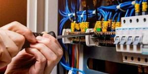 اليوم.. "كهرباء البحيرة" تعلن قطع التيار عن عدة مناطق