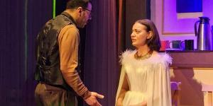 "أداجيو.. اللحن الأخير" يحصد إشادات النقاد في الليلة التاسعة ويواصل جذب الجمهور