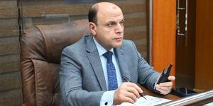 محافظ الغربية يواصل متابعته اليومية لتطبيق مواعيد الغلق بالمراكز والمدن