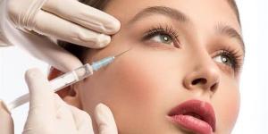 حقن الفيلر والبوتوكس.. بين الجمال الفوري والمخاطر الخفية التي يجب معرفتها