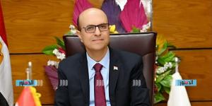 رئيس جامعة أسيوط: إرجاء الفعاليات غير الضرورية دعمًا لجهود ترشيد الطاقة