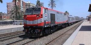 عاجل.. مصرع سيدة صدمها قطار أثناء عبورها شريط السكة الحديد بدمنهور