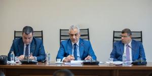 وزير الإنتاج الحربي يستعرض الحساب الختامي لموازنة الهيئة القومية للإنتاج الحربي