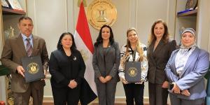 وزيرة التضامن: دعم الجمعيات الأهلية في تمويل المشروعات الصغيرة ومتناهية الصغر