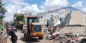 محافظ الدقهلية يتابع جهود الوحدات المحلية في التصدي لمخالفات البناء