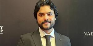 محمود حمدان يستقبل عزاء والده بمسجد الحامدية الشاذلية