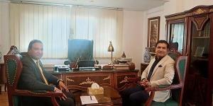 رئيس اتحاد الميني فوتبول يبحث مع رئيس منطقة قنا خطة التطوير