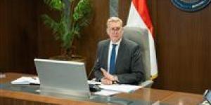 البترول: سداد مستحقات الشركاء الأجانب وتحفيز الاستثمار لزيادة إنتاج الغاز أولوية