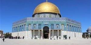 عاجل.. المسجد الأقصى يفتح أبوابه للمصلين فجر اليوم عقب إغلاق 40 يومًا